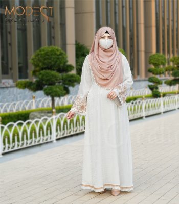 (Off-white) Abaya
