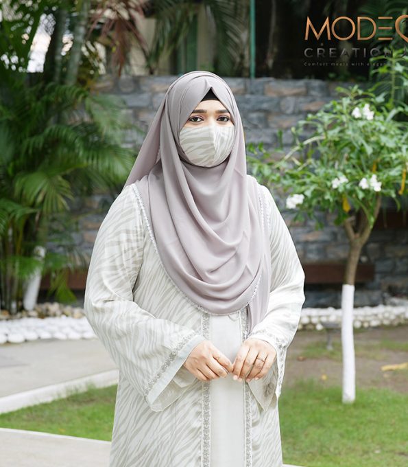(Off-white & Silver Ash) Double Layered Abaya